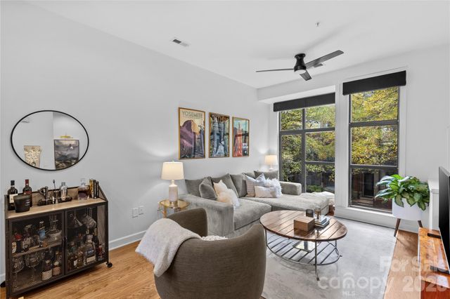 623 E 10th Street, Charlotte, NC 28202