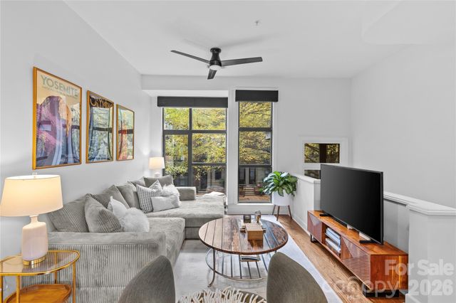 623 E 10th Street, Charlotte, NC 28202