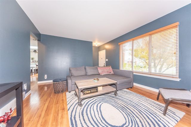 14220 Knolson Street, Livonia, MI 48154