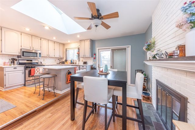 14220 Knolson Street, Livonia, MI 48154