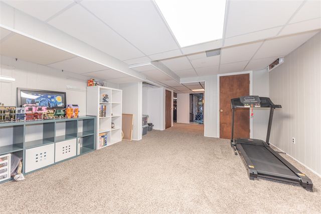 14220 Knolson Street, Livonia, MI 48154