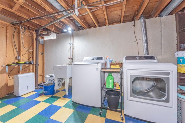 14220 Knolson Street, Livonia, MI 48154