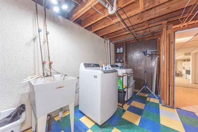 14220 Knolson Street, Livonia, MI 48154