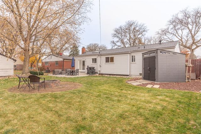 14220 Knolson Street, Livonia, MI 48154