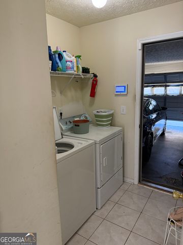 6003 Hillvale Court, Lithonia, GA 30058