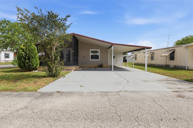 36131 ZINNIA STREET, Zephyrhills, FL 33541