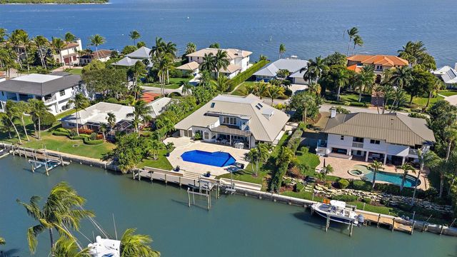 19 Island Road, Sewalls Point, FL 34996