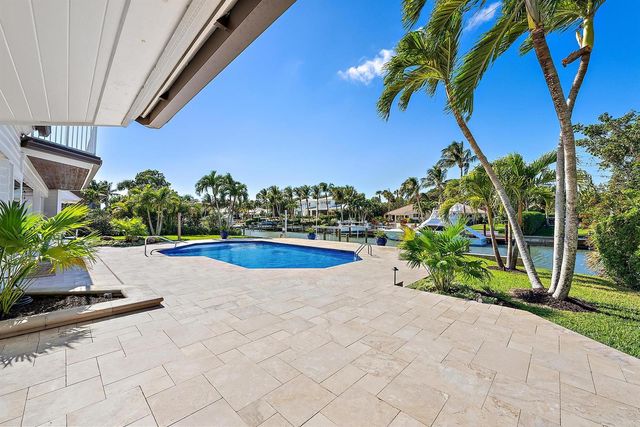 19 Island Road, Sewalls Point, FL 34996