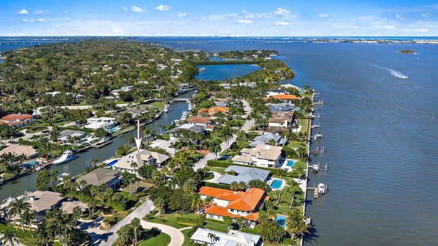 19 Island Road, Sewalls Point, FL 34996