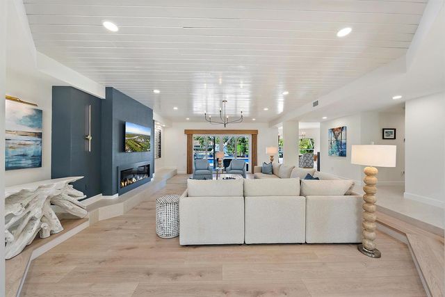19 Island Road, Sewalls Point, FL 34996