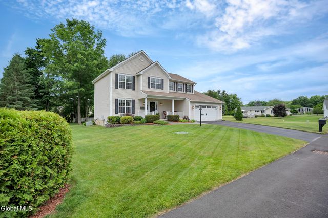 16 Tamara Court, East Greenbush, NY 12061