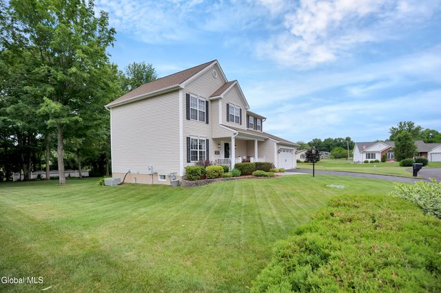 16 Tamara Court, East Greenbush, NY 12061