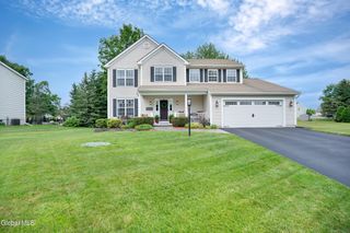 16 Tamara Court, East Greenbush, NY 12061