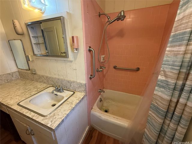 110 Plum Street, Wahiawa, HI 96786