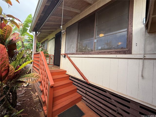 110 Plum Street, Wahiawa, HI 96786