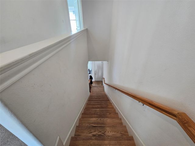 9633 Riddlewood Lane, Houston, TX 77025