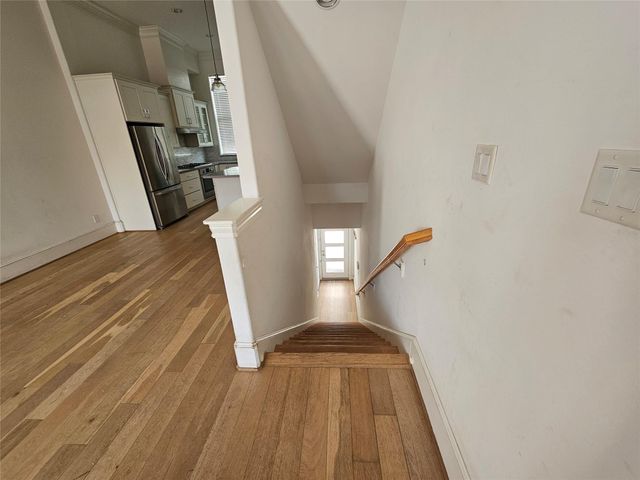 9633 Riddlewood Lane, Houston, TX 77025