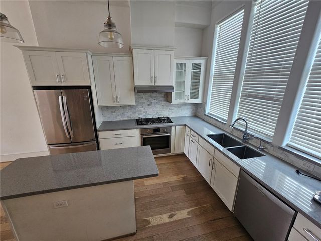 9633 Riddlewood Lane, Houston, TX 77025