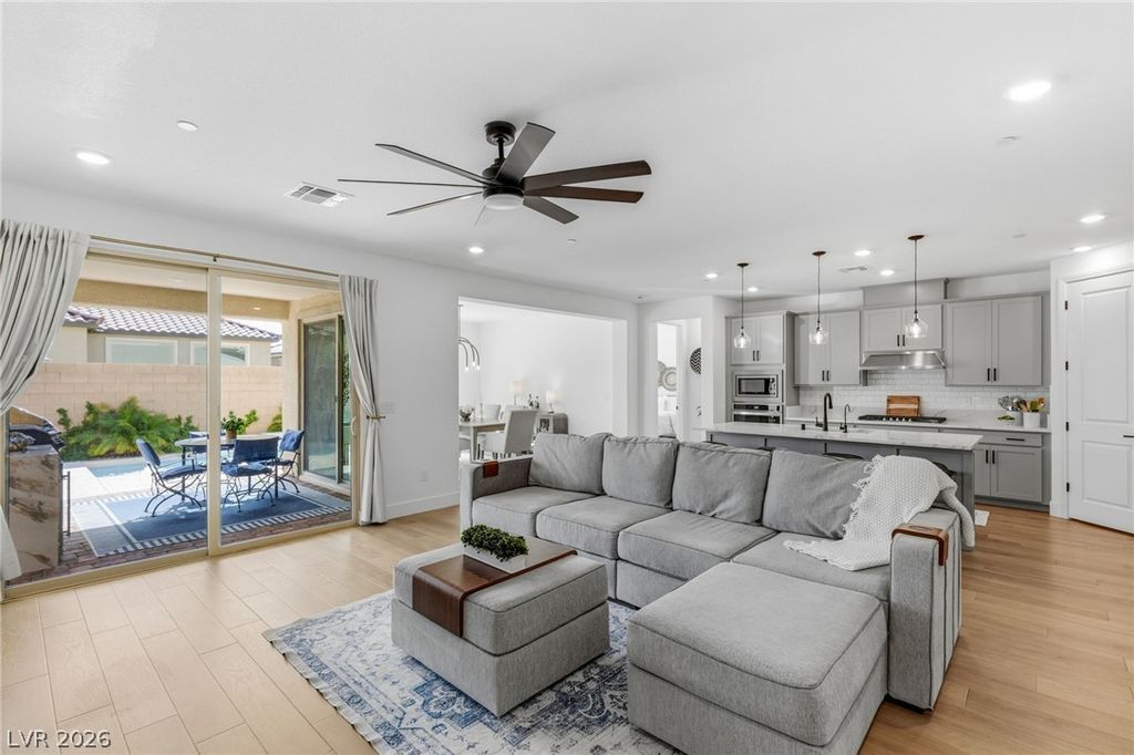 6490 Sandero Springs Street, Las Vegas, NV 89166 — photo 5