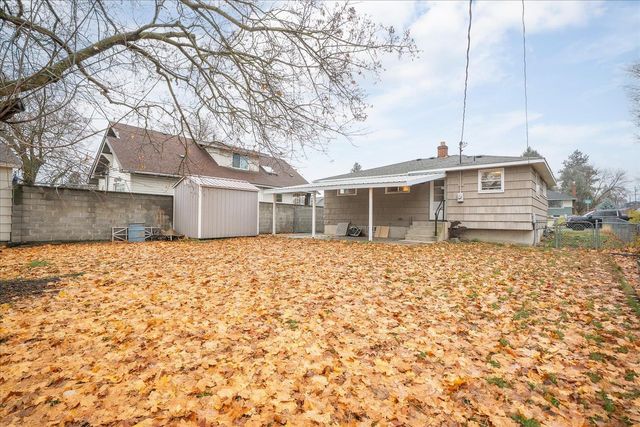 1503 W Glass Ave, Spokane, WA 99205