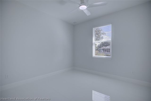 159 Bougainvillea Street NE, Lake Placid, FL 33852