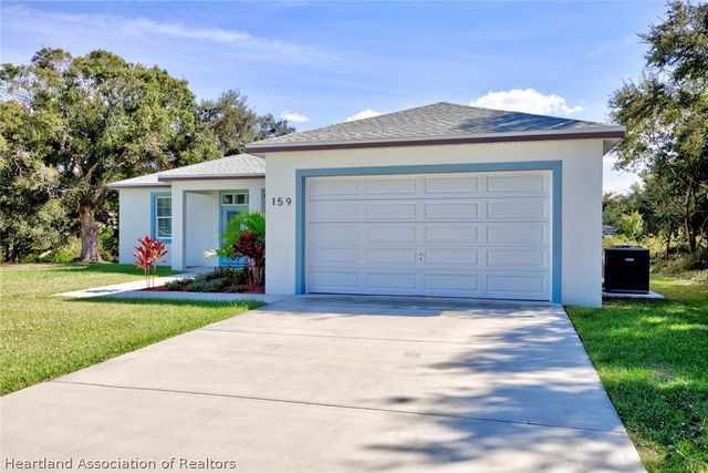 159 Bougainvillea Street NE, Lake Placid, FL 33852