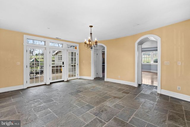 15625 BRITENBUSH CT, Waterford, VA 20197