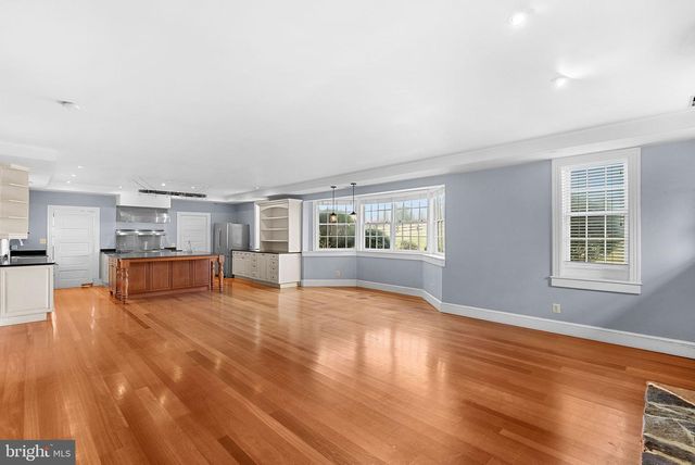 15625 BRITENBUSH CT, Waterford, VA 20197