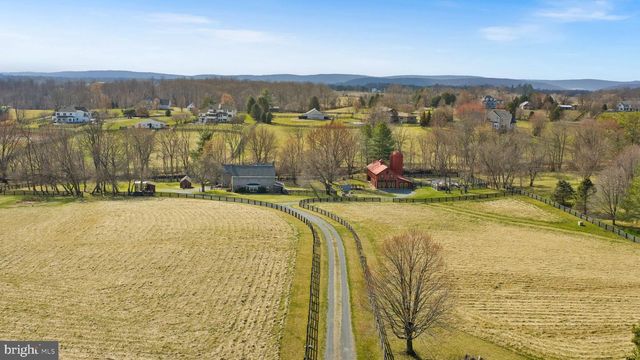 15625 BRITENBUSH CT, Waterford, VA 20197