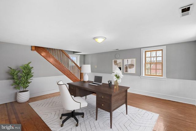 15625 BRITENBUSH CT, Waterford, VA 20197