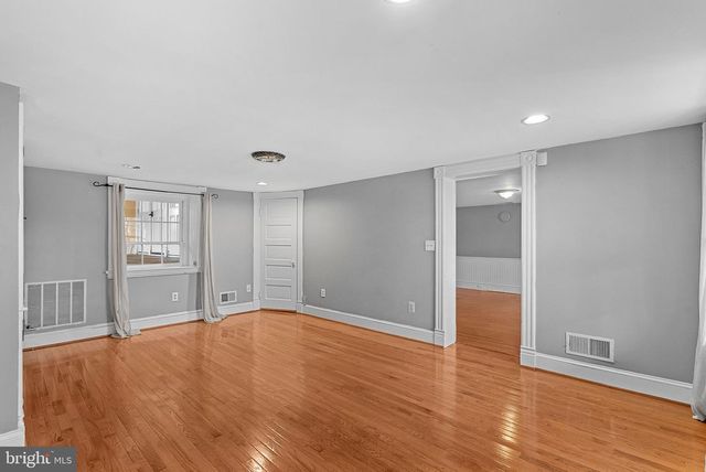 15625 BRITENBUSH CT, Waterford, VA 20197