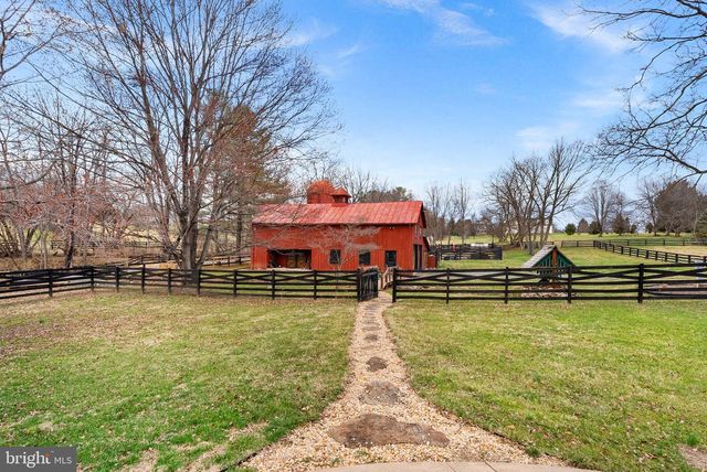 15625 BRITENBUSH CT, Waterford, VA 20197