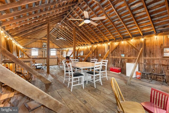 15625 BRITENBUSH CT, Waterford, VA 20197