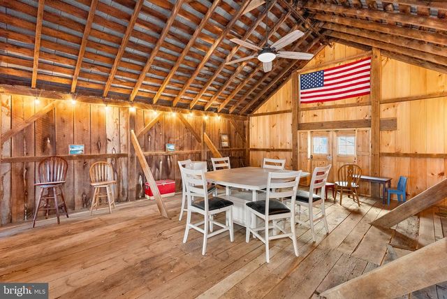 15625 BRITENBUSH CT, Waterford, VA 20197