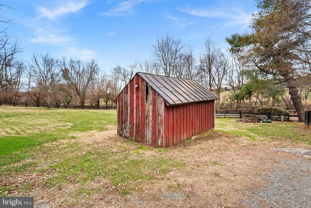 15625 BRITENBUSH CT, Waterford, VA 20197