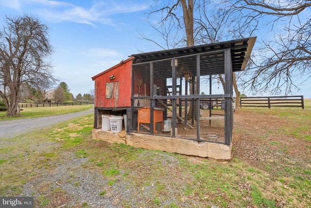 15625 BRITENBUSH CT, Waterford, VA 20197