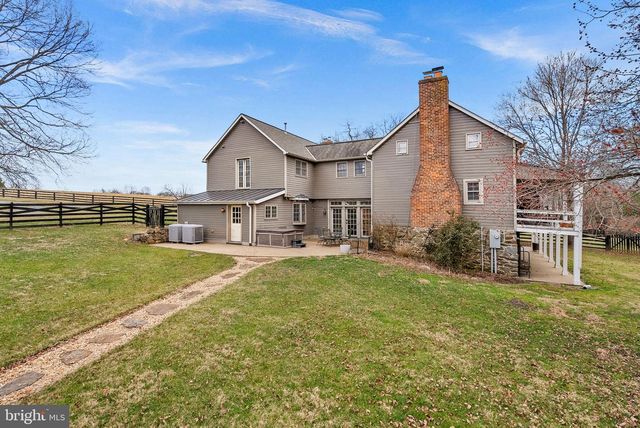 15625 BRITENBUSH CT, Waterford, VA 20197