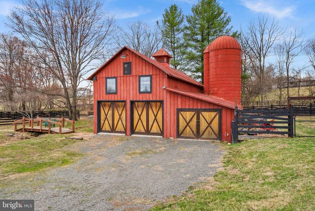 15625 BRITENBUSH CT, Waterford, VA 20197