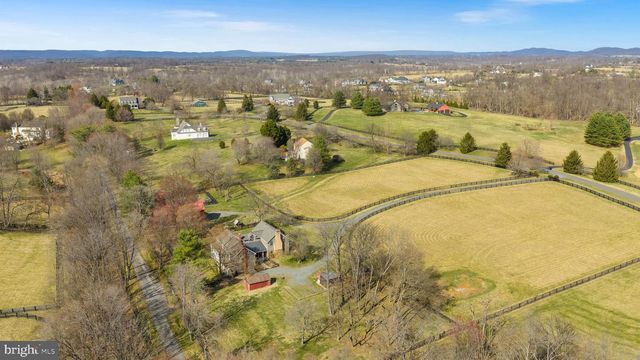 15625 BRITENBUSH CT, Waterford, VA 20197