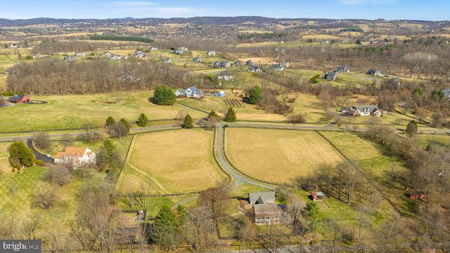 15625 BRITENBUSH CT, Waterford, VA 20197