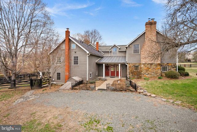 15625 BRITENBUSH CT, Waterford, VA 20197