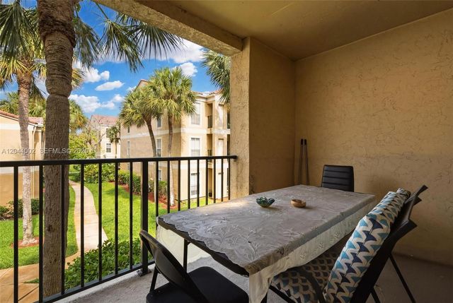 977 Riverside Drive 220, Coral Springs, FL 33071