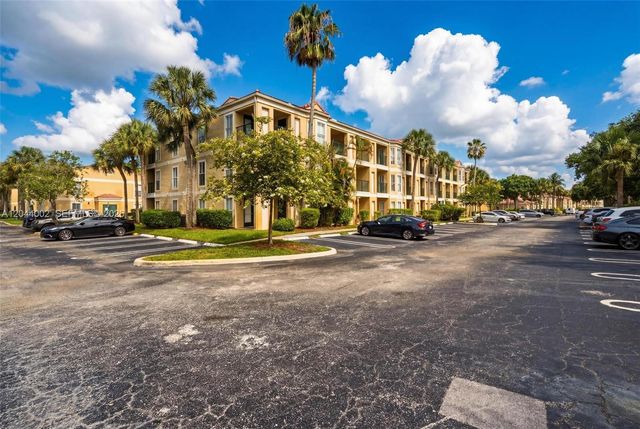 977 Riverside Drive 220, Coral Springs, FL 33071