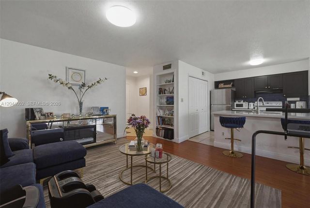 977 Riverside Drive 220, Coral Springs, FL 33071