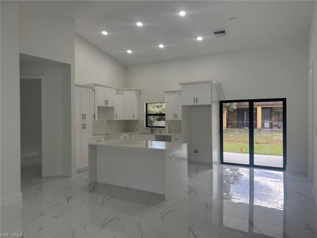 3421 26th ST W, Lehigh Acres, FL 33971