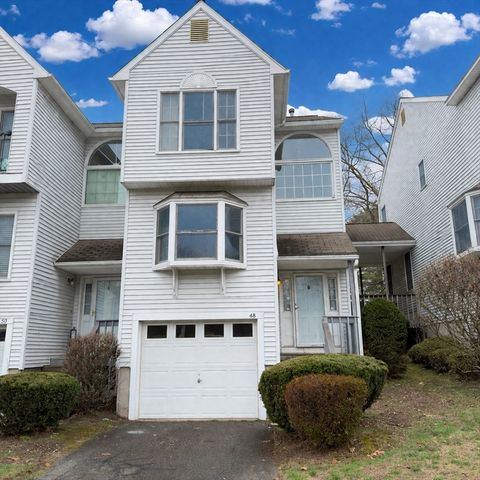 48 Castlegate Dr 48, Springfield, MA 01129