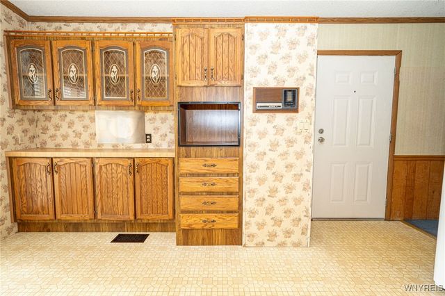 17 Rippleway Drive, Hamburg, NY 14075