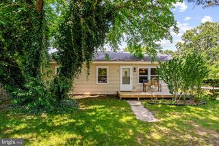 5902 COLONY DR, Mays Landing, NJ 08330