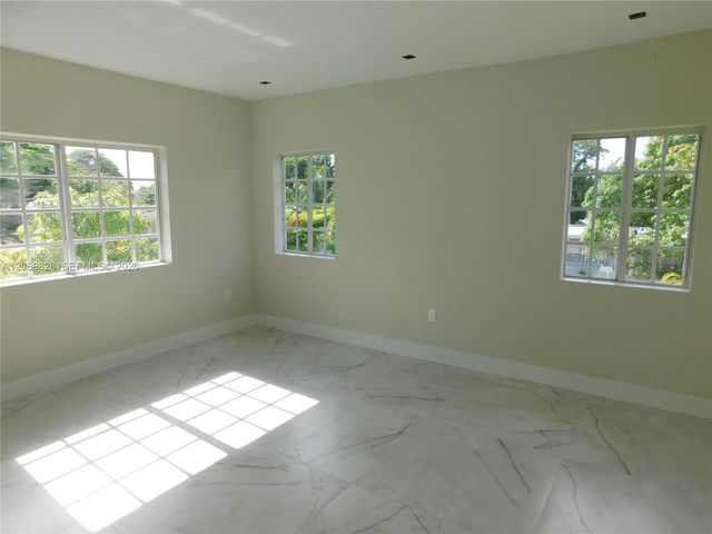 1851 NW 32nd Avenue B31, Miami, FL 33125