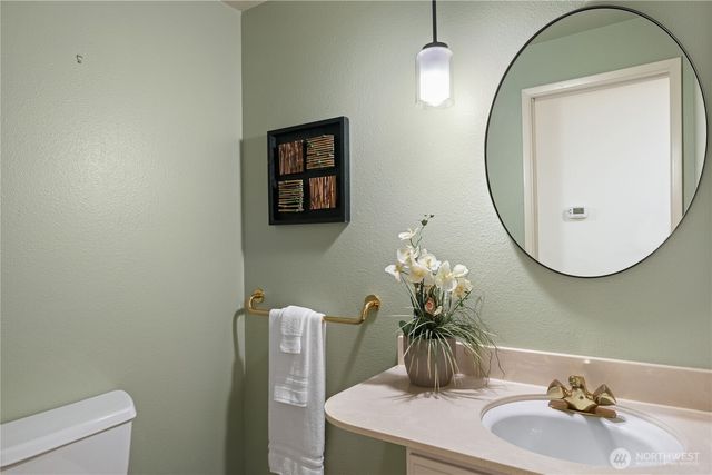 15018 NE 10th Place, Bellevue, WA 98007